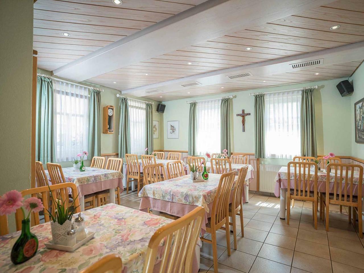 Gaestehaus Moenchshof Sommerhausen Dış mekan fotoğraf
